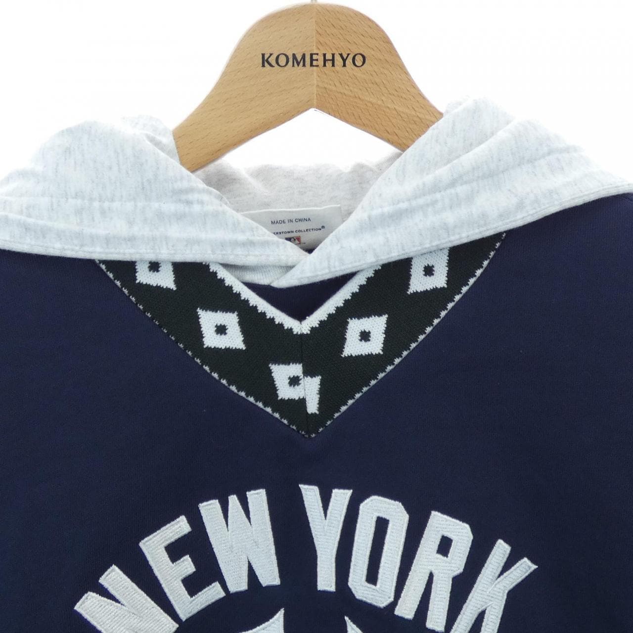 キス KITH パーカー