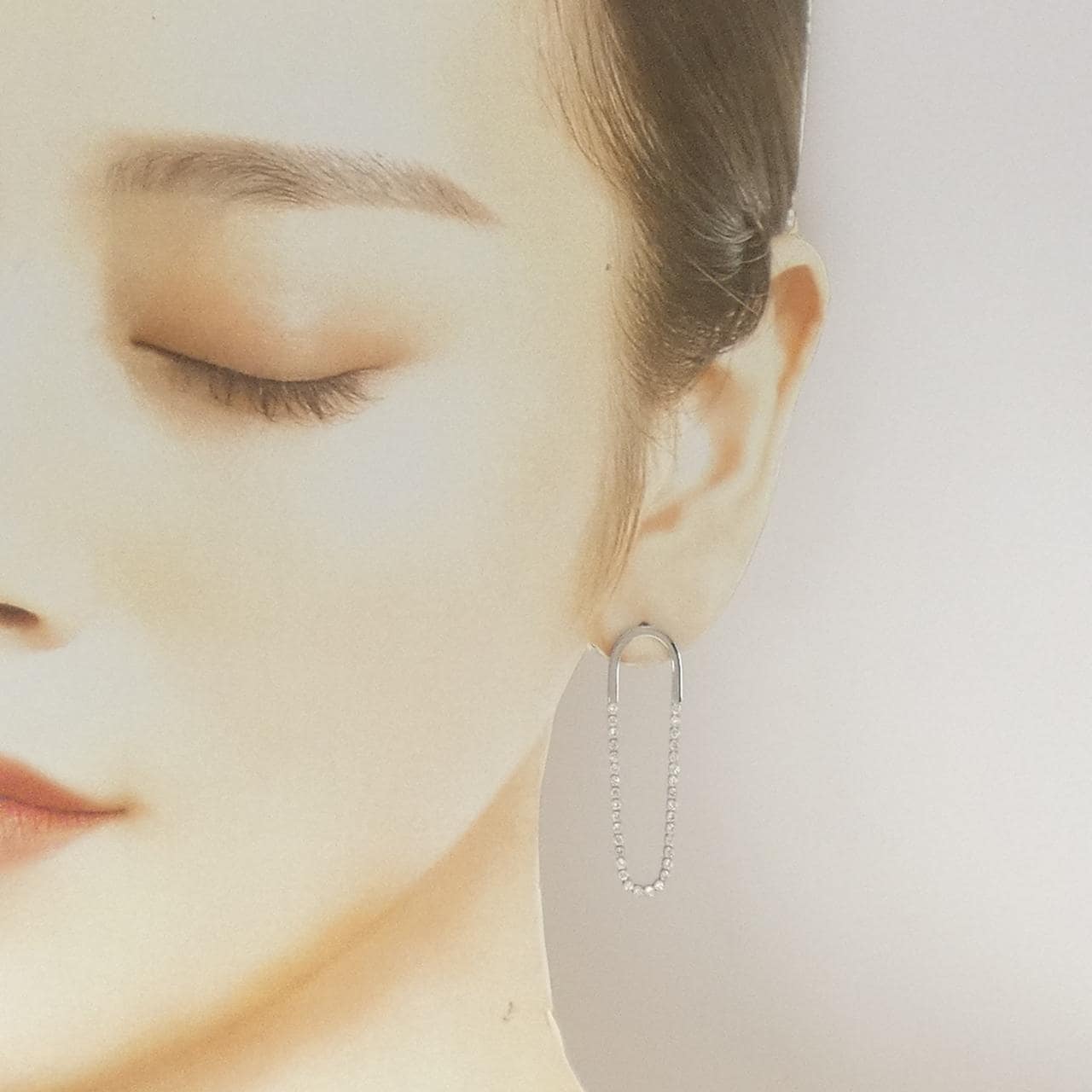 アーカー シャンデリアフープ ピアス 0.40CT 片耳