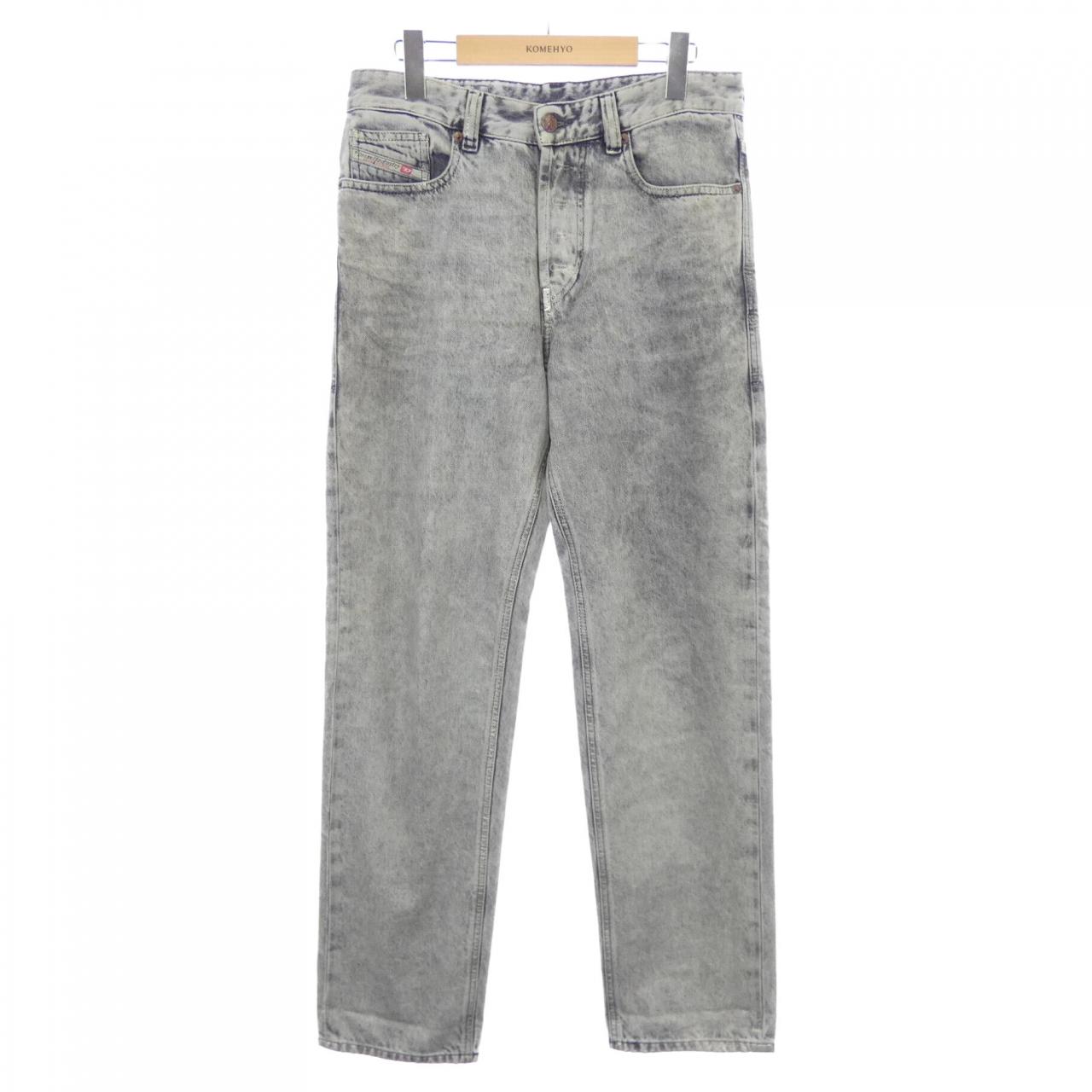 ディーゼル DIESEL ジーンズ