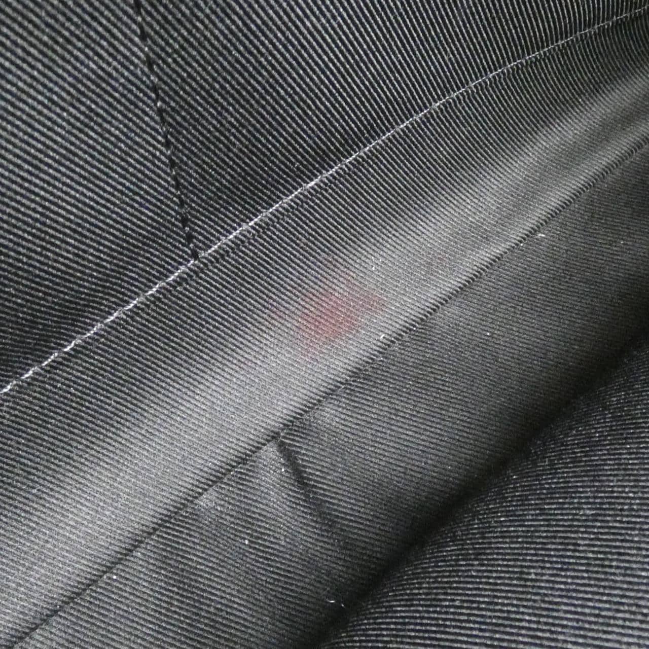 ルイヴィトン タイガ アントン メッセンジャー PM M34408 ショルダーバッグ