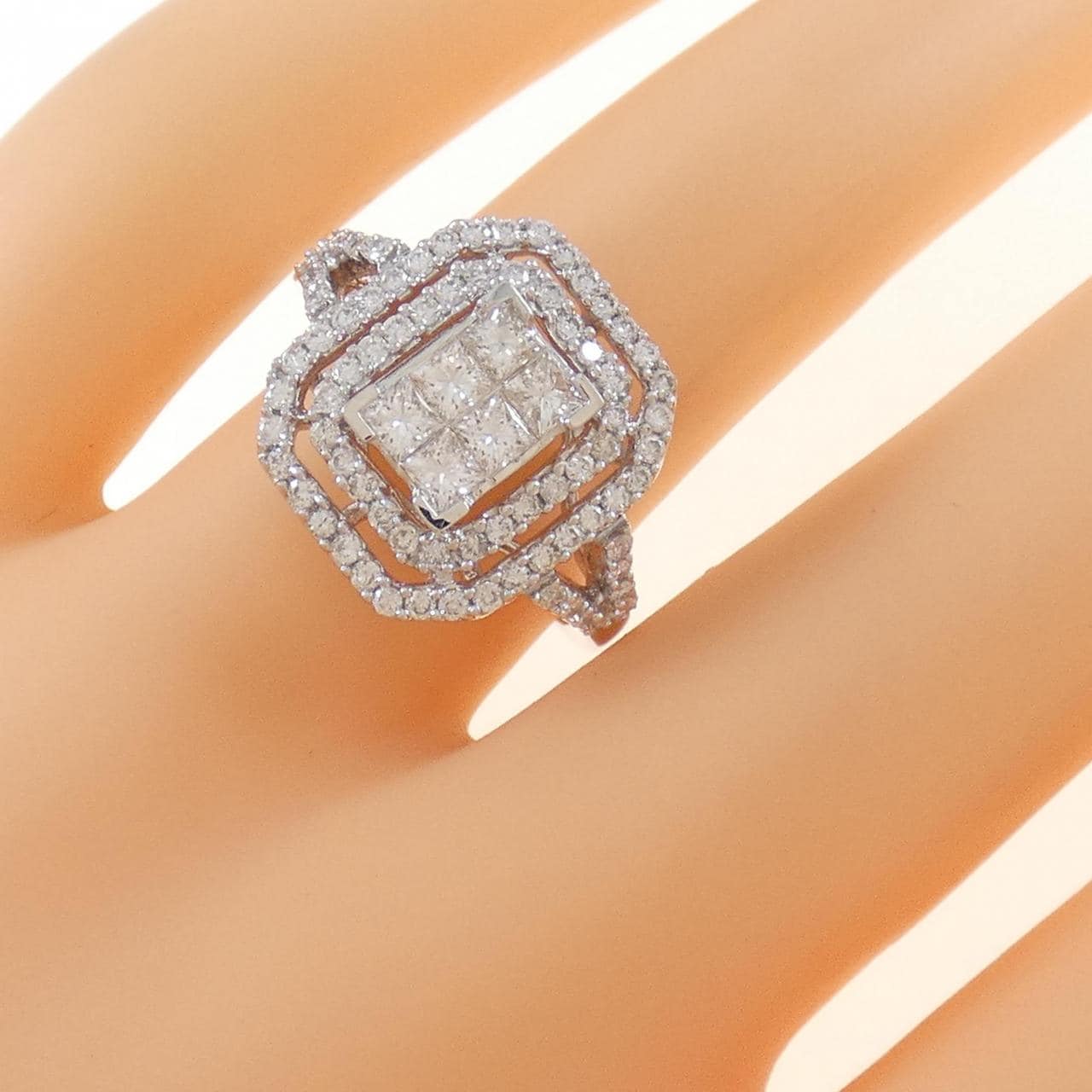 K18WG ダイヤモンド リング 1.00CT
