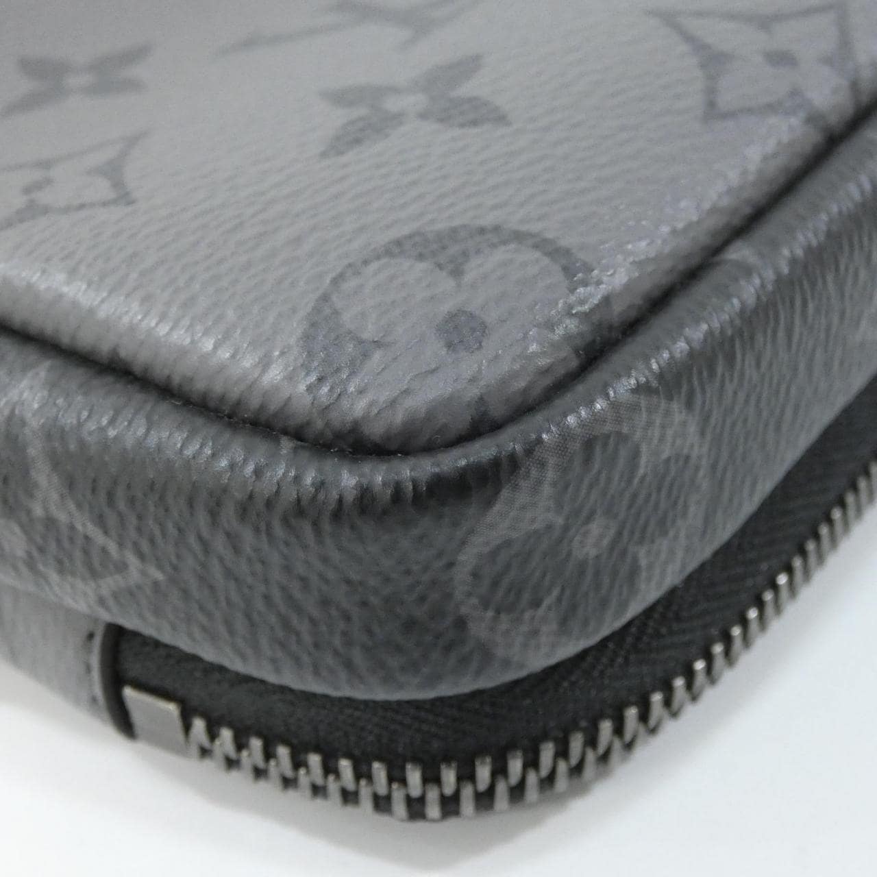 ルイヴィトン モノグラム エクリプス リバース ダブル フォン ポーチ M69534 ミニバッグ