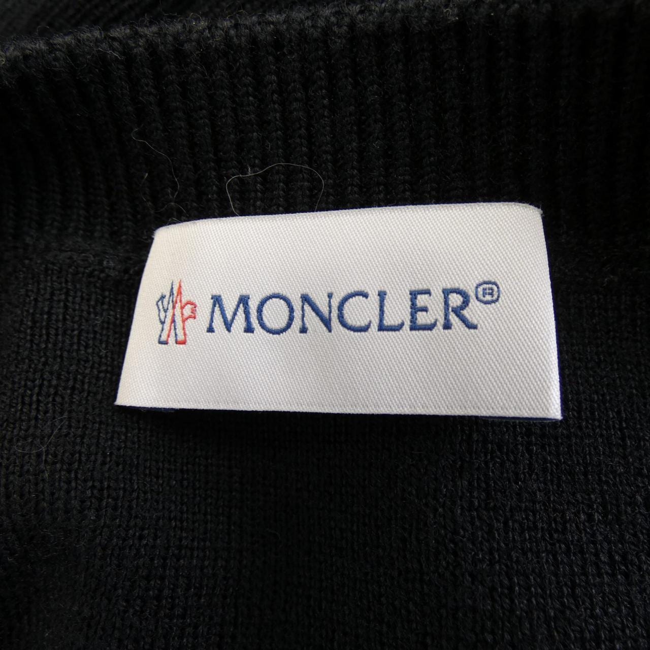 モンクレール MONCLER 20939B51000 ダウンジャケット