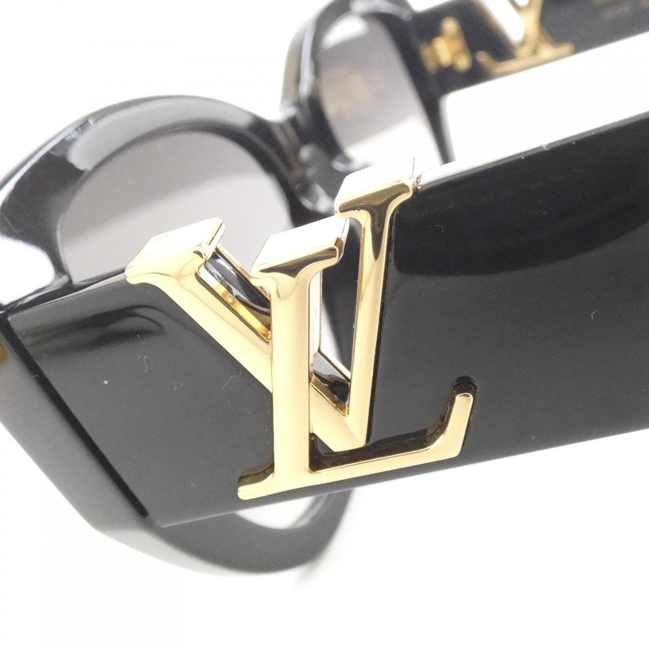 ルイヴィトン LVアイコンキャットアイ Z1733W サングラス