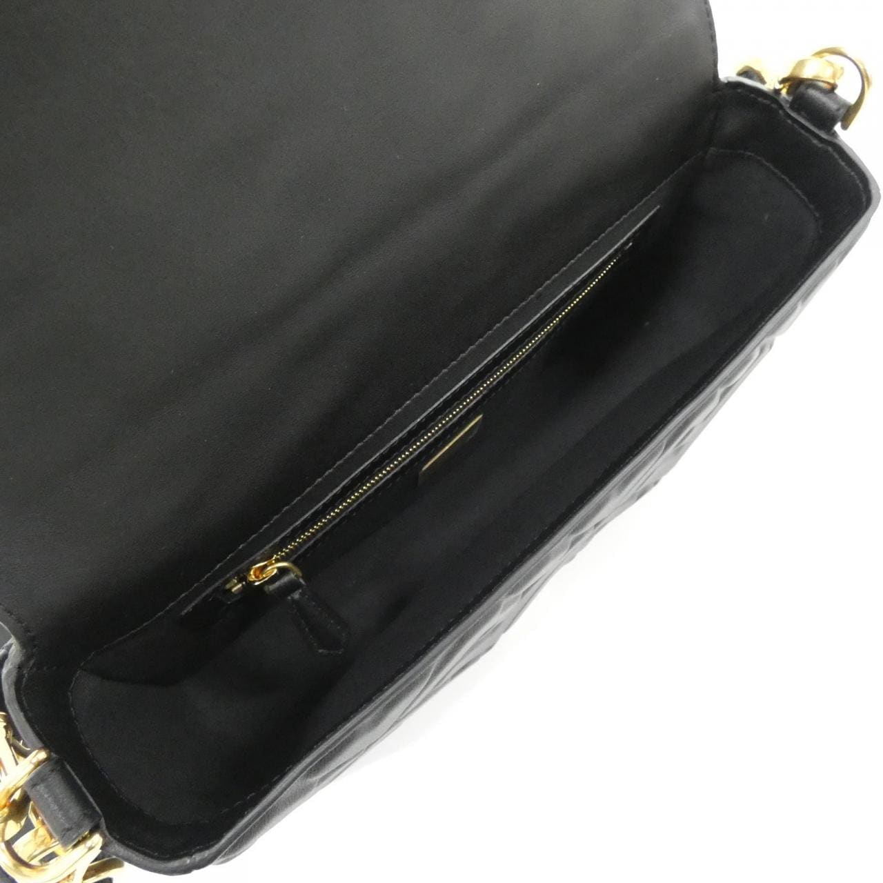 [新品] FENDI Baguette 8BR600 A72V 单肩包