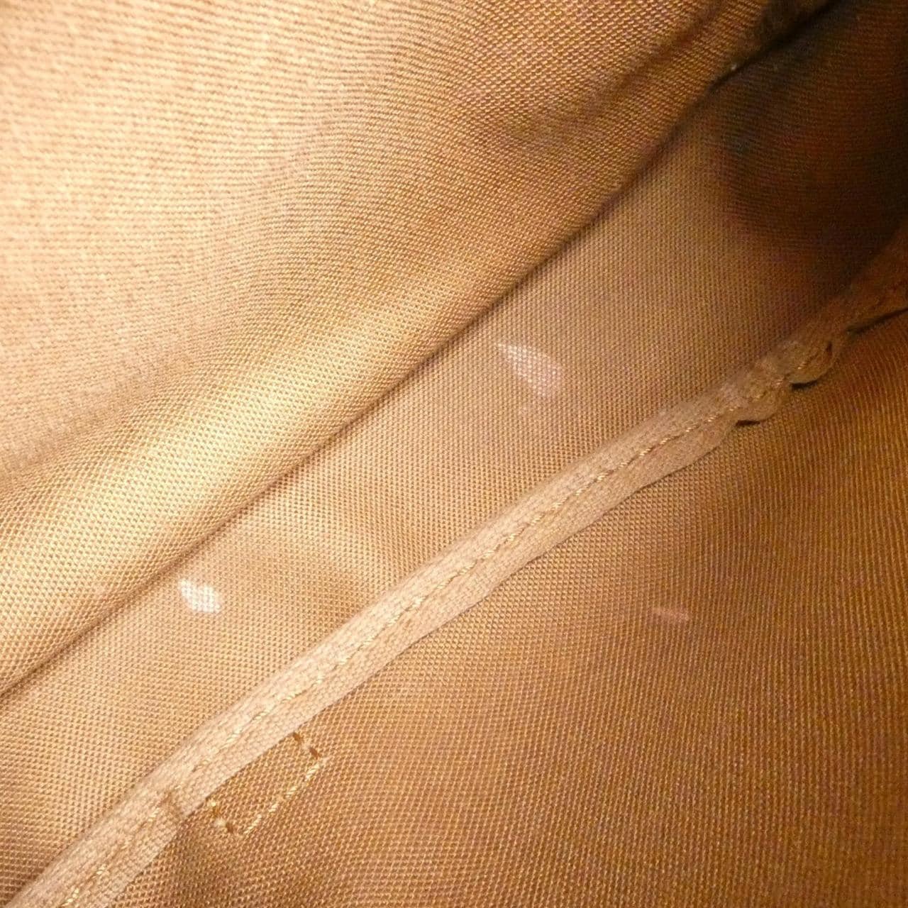 ルイヴィトン モノグラム ソミュール 30cm M42256 ショルダーバッグ