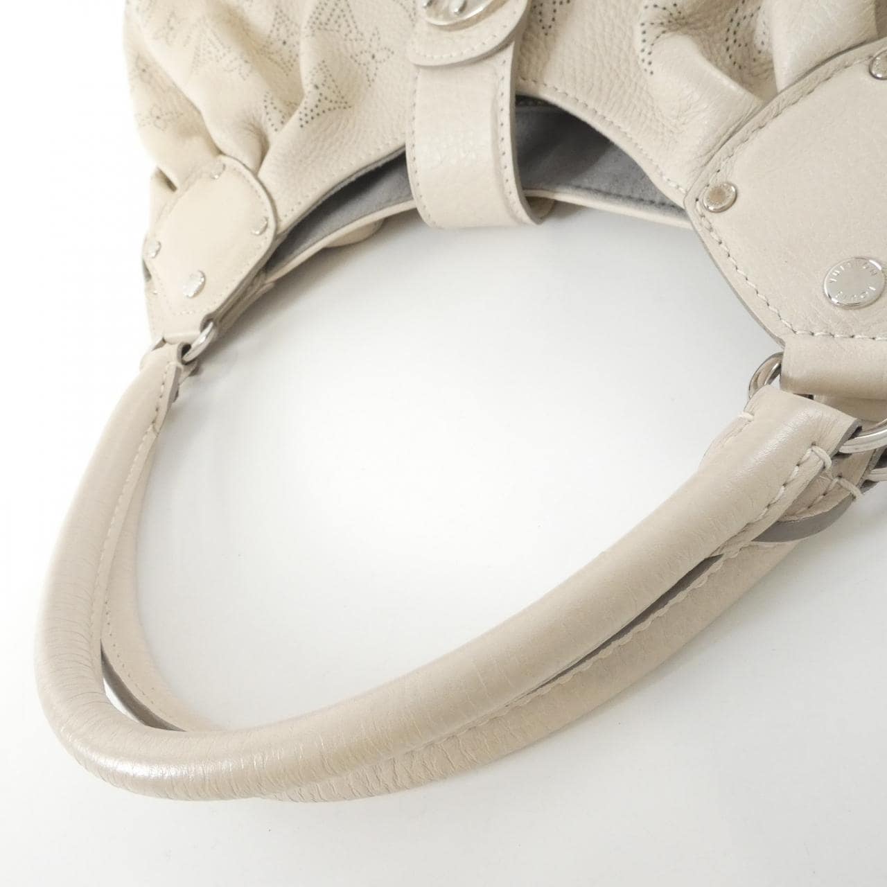 ルイヴィトン マヒナ ネオL M94280 ショルダーバッグ