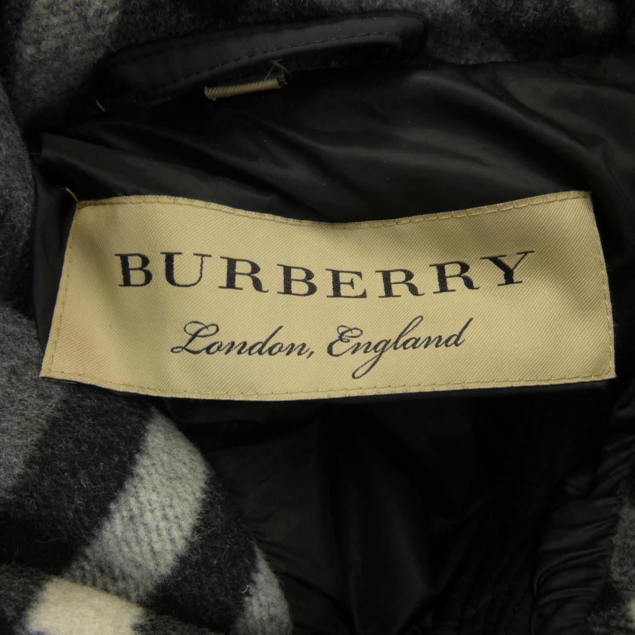 バーバリー BURBERRY ダウンジャケット