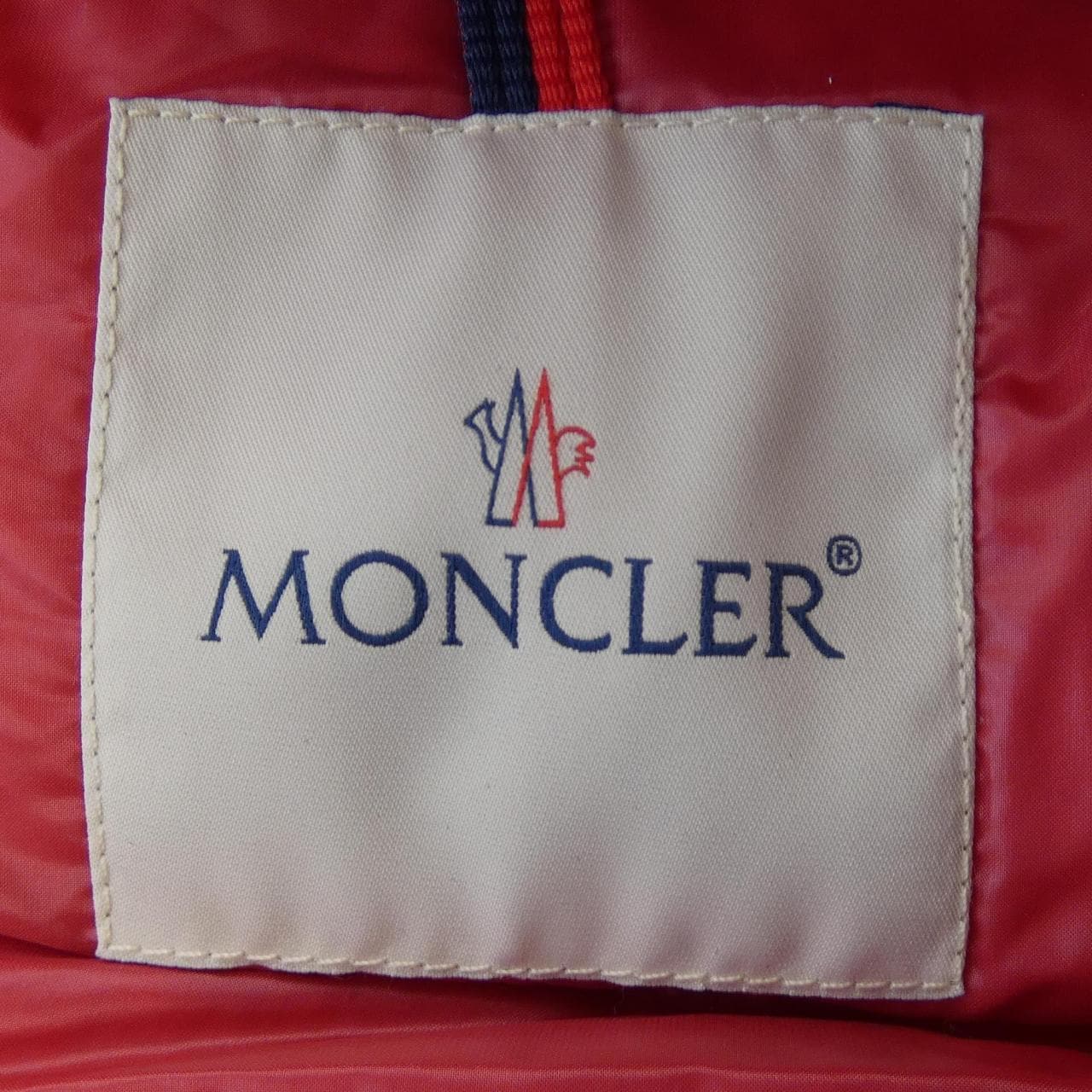 モンクレール MONCLER ダウンジャケット
