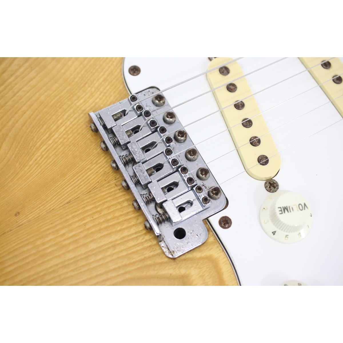 FENDER JAPAN ST72-55