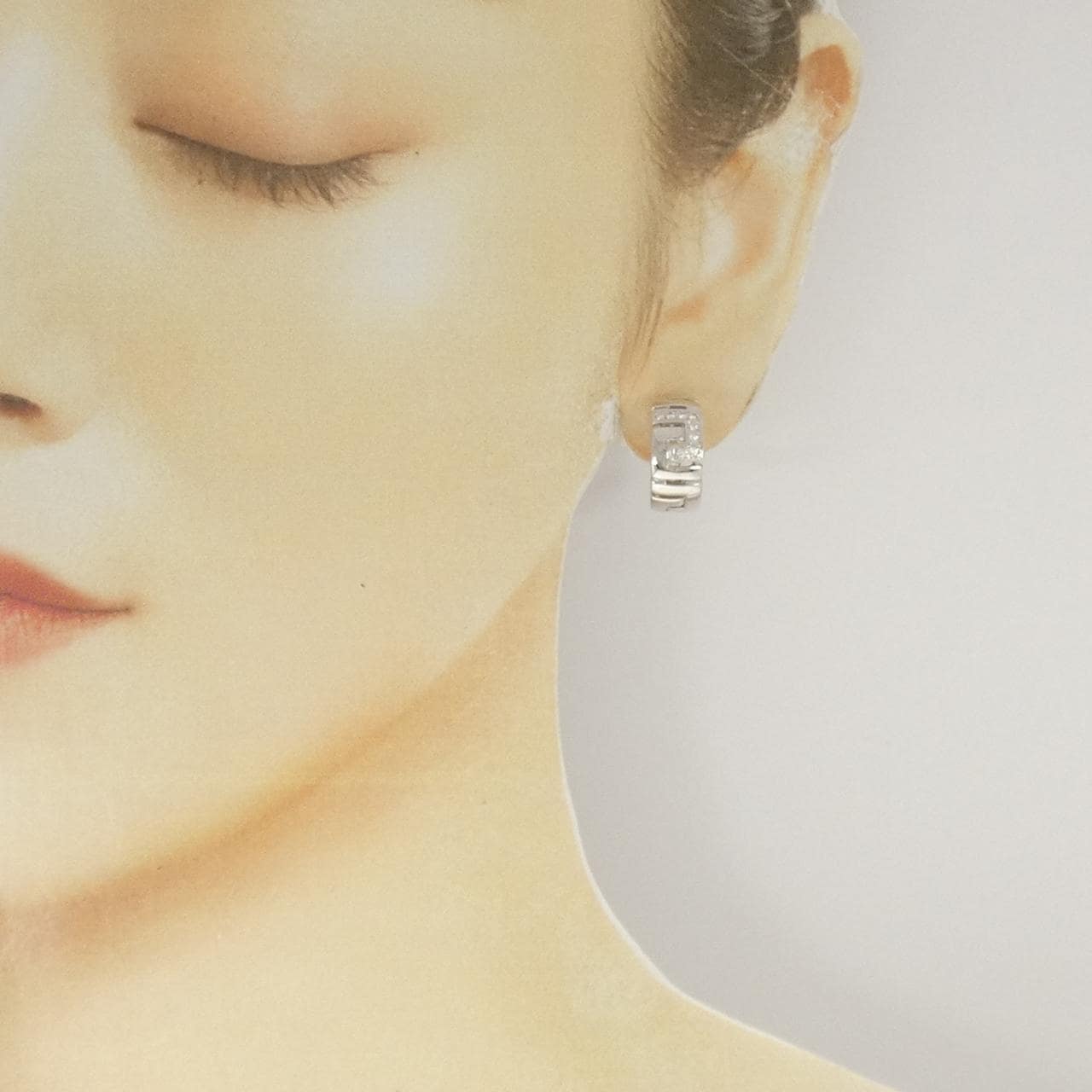 ミキモト ダイヤモンド イヤリング 0.14CT
