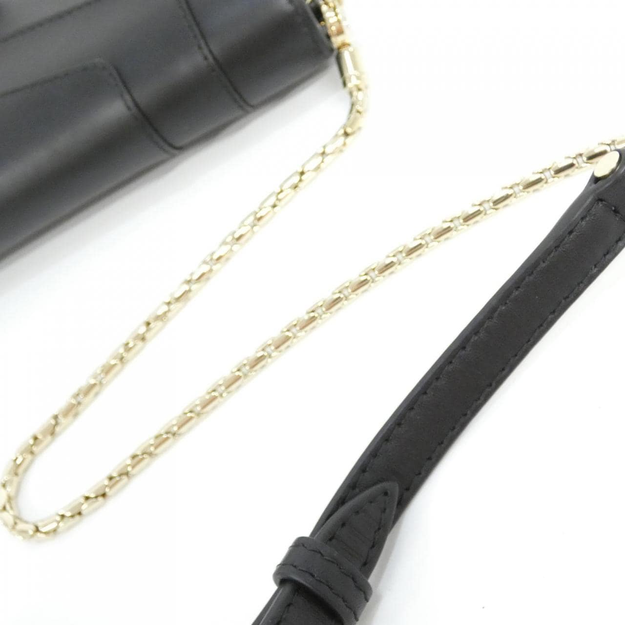 ブルガリ SERPENTI FOREVER 291859 チェーンウォレット