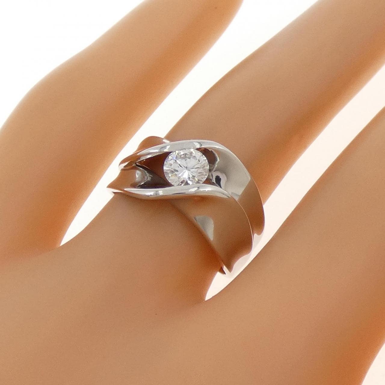 PT900 ダイヤモンド リング 0.382CT