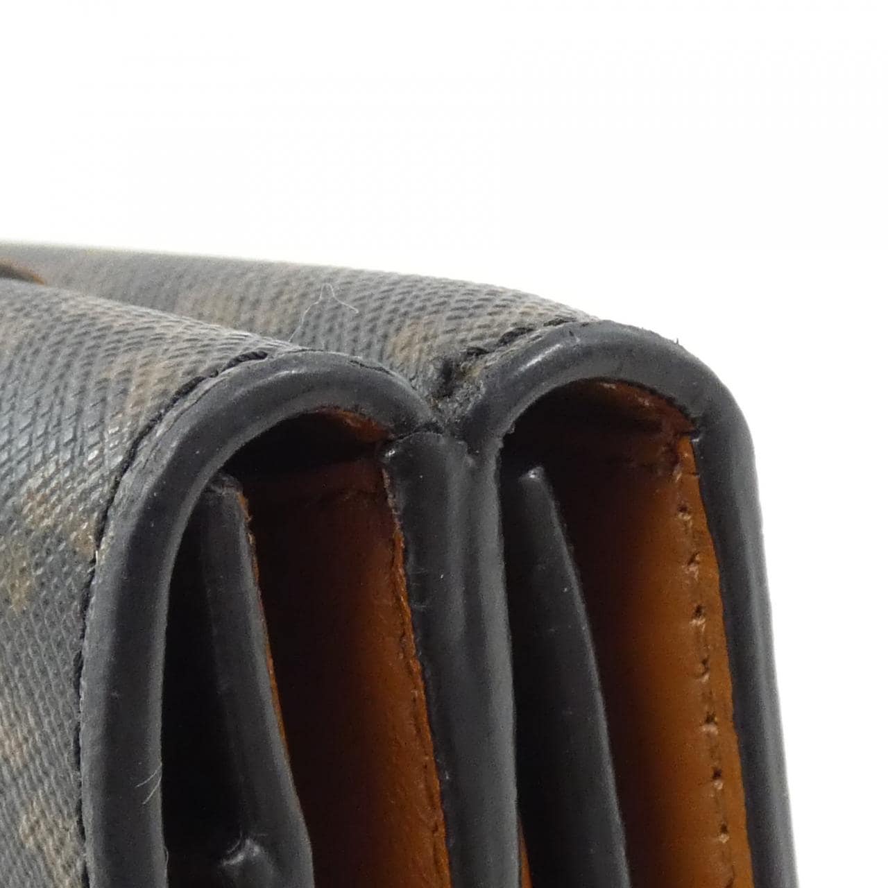 セリーヌ 10D722BZ9 財布