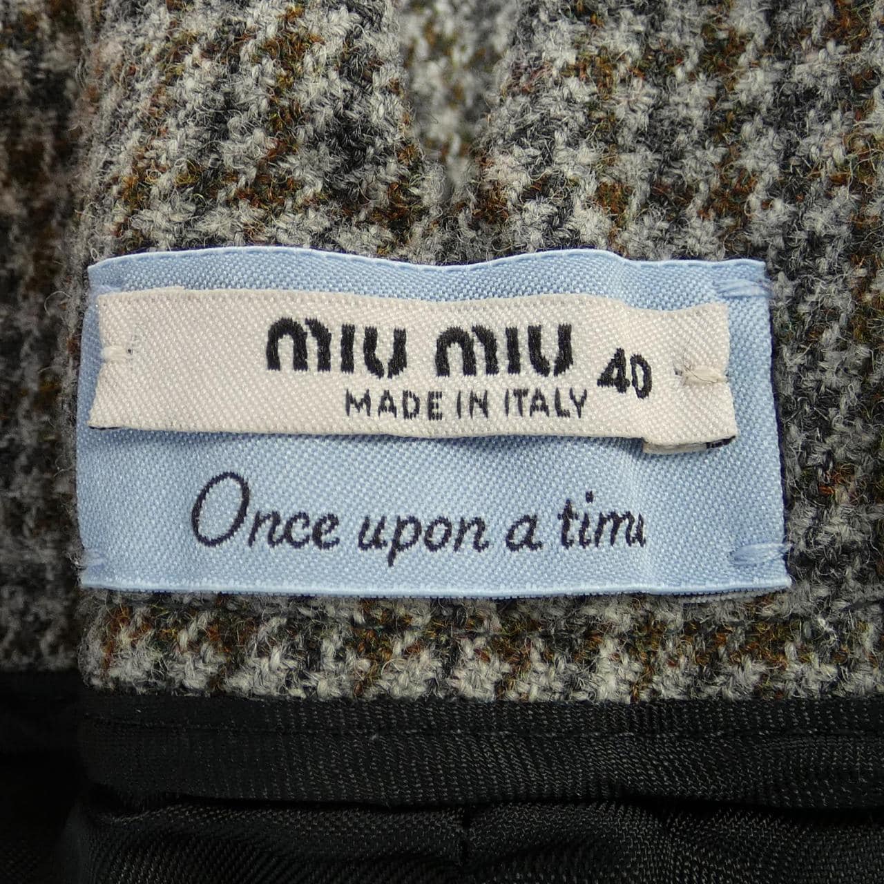 ミュウミュウ MIU MIU MP1422 1UB7 ショートパンツ