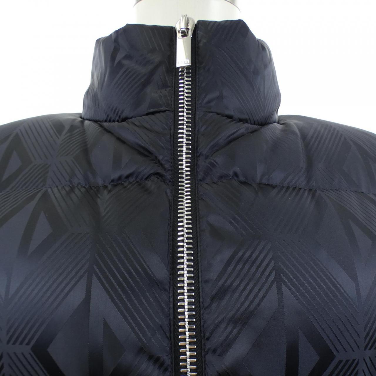 ディオール DIOR CDダイヤモンド 033C410C5711 ダウンベスト