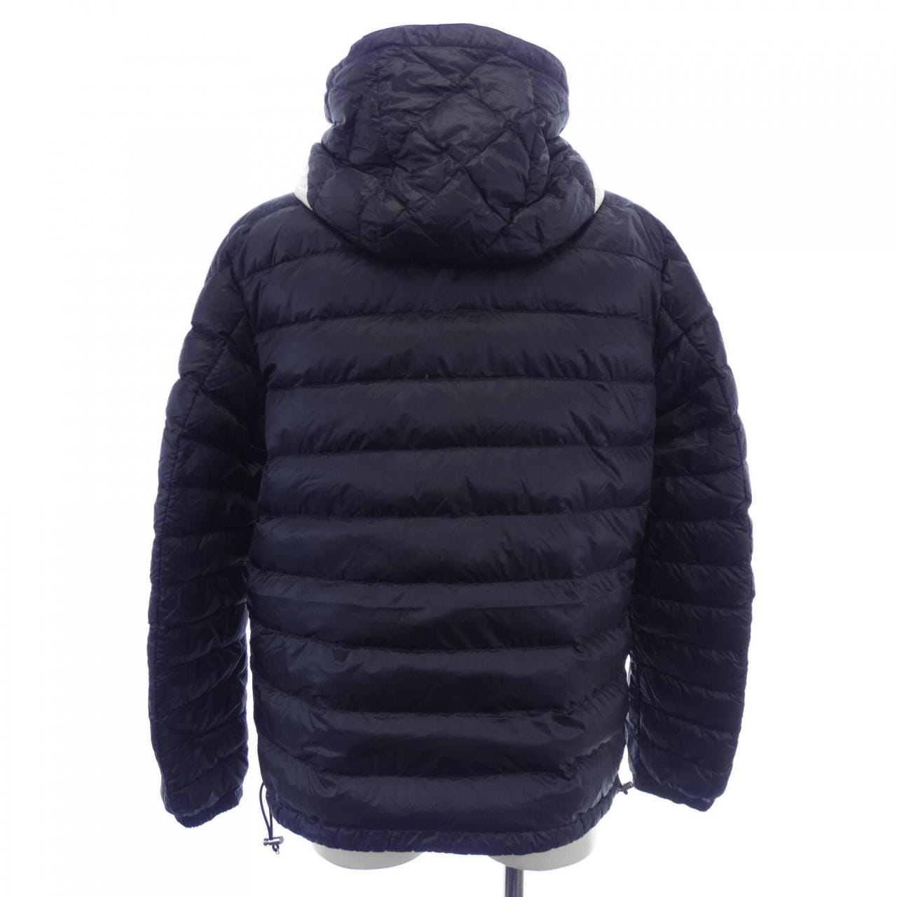 モンクレール MONCLER ダウンジャケット