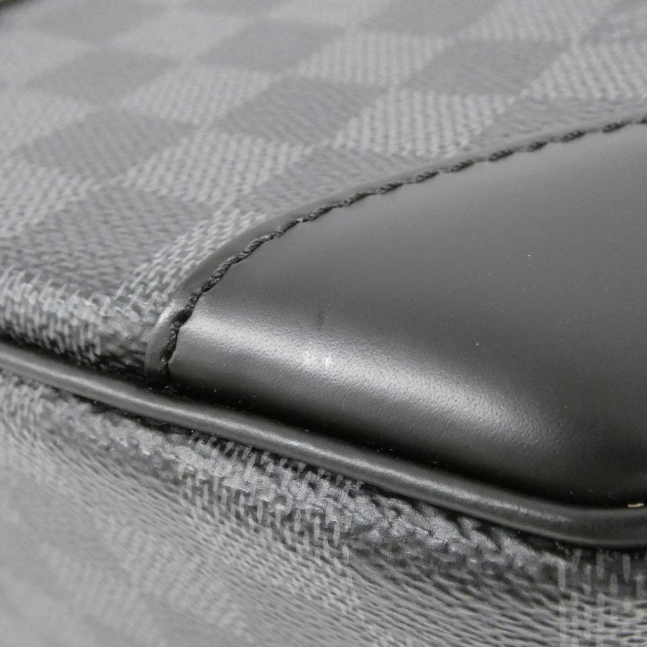 ルイヴィトン ダミエ グラフィット ポルト ドキュマン ヴォワヤージュ GM N41123 バッグ