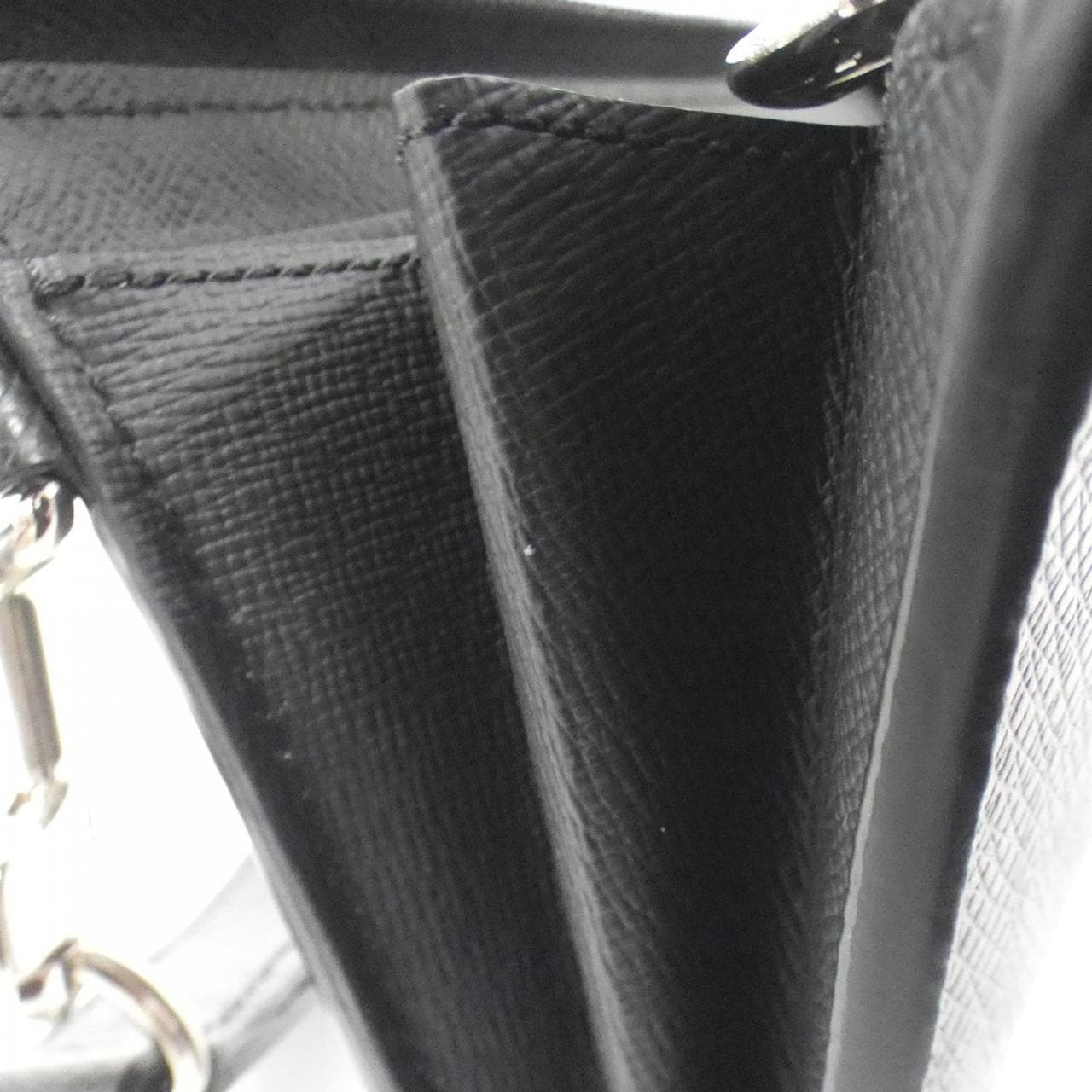 ルイヴィトン タイガ ジッピー ドラゴンヌ M69409 財布