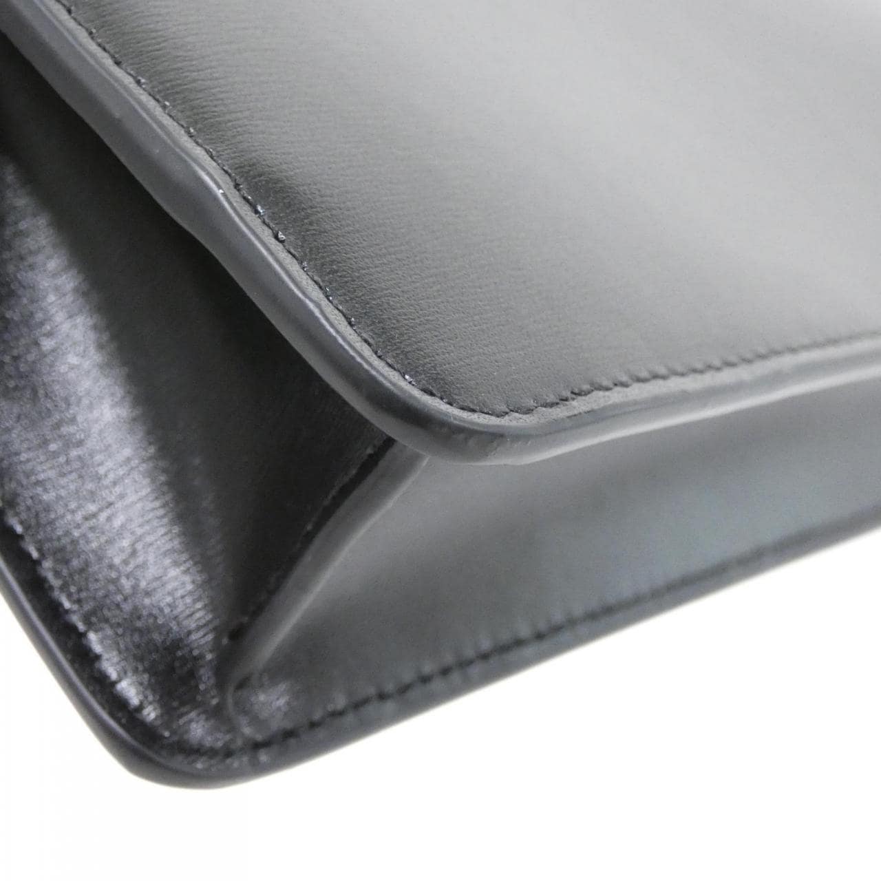 セリーヌ チェーン ウォレット マーゴ 10L033DPV チェーンウォレット