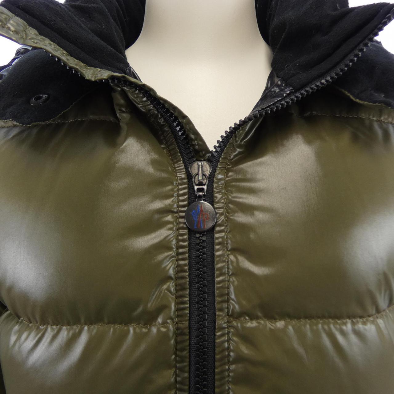 モンクレール MONCLER 45308/50 ダウンジャケット