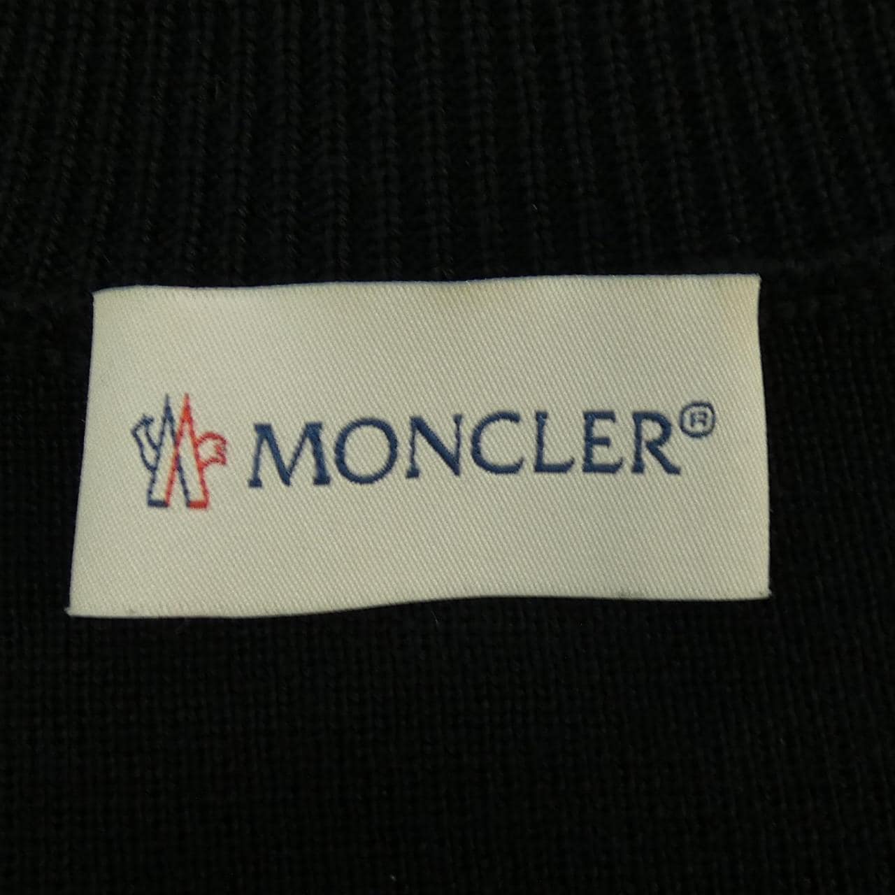 MONCLER蒙克勒羽绒服