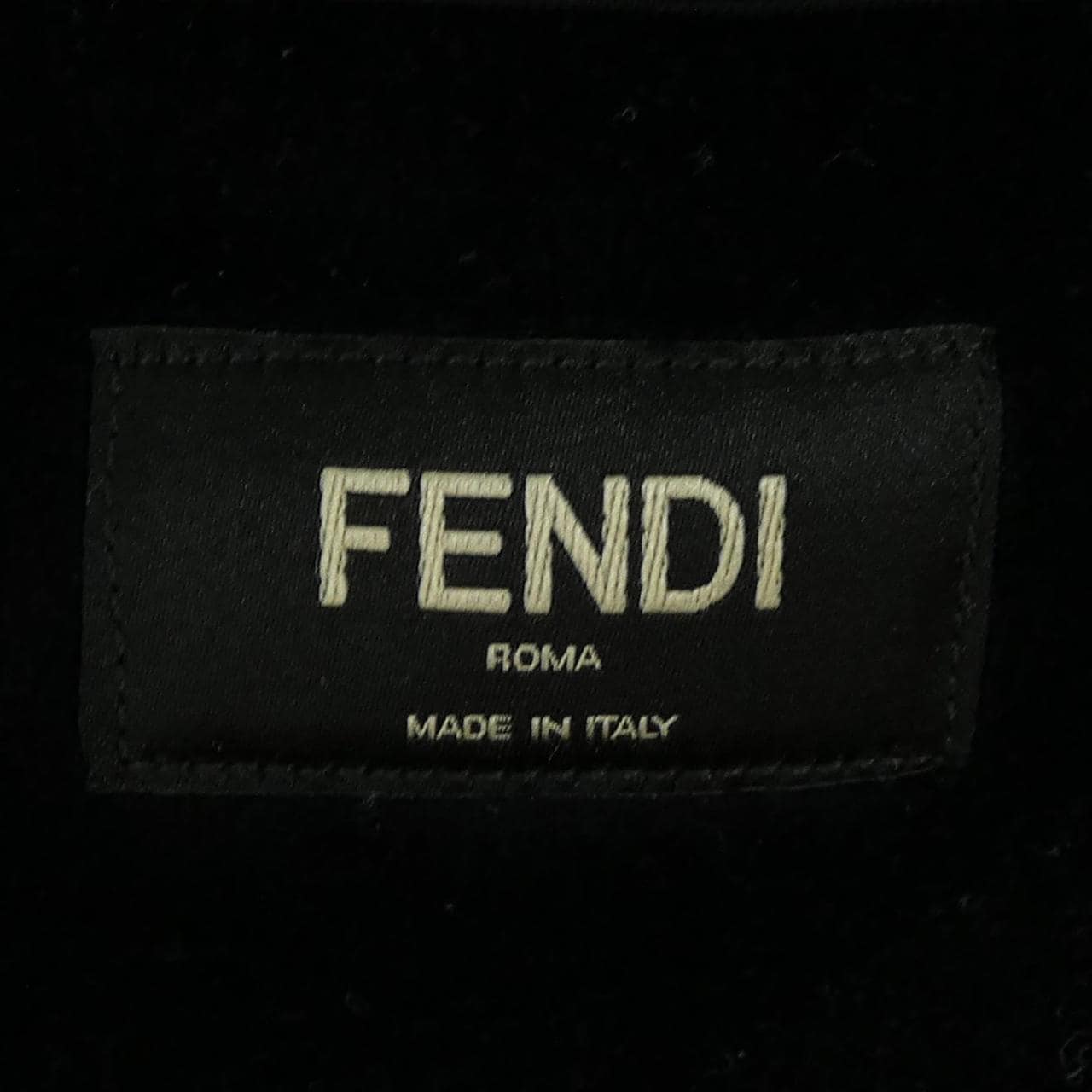フェンディ FENDI FY0936 AHCA トップス