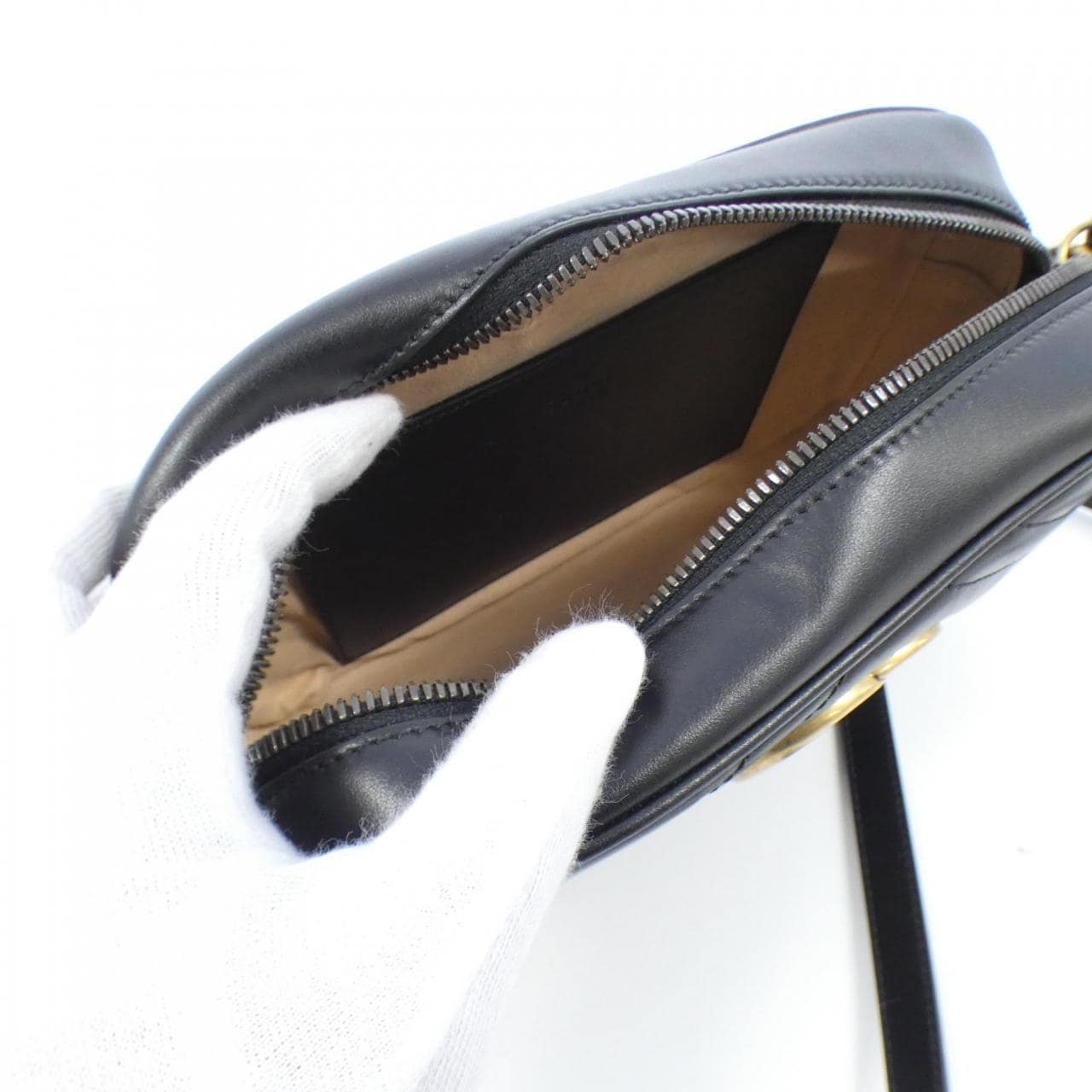 【新品】グッチ GG MARMONT 447632 DTD1T ショルダーバッグ