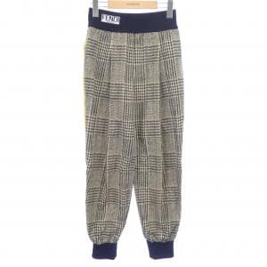 フェンディ FENDI FR6117 A1DW パンツ