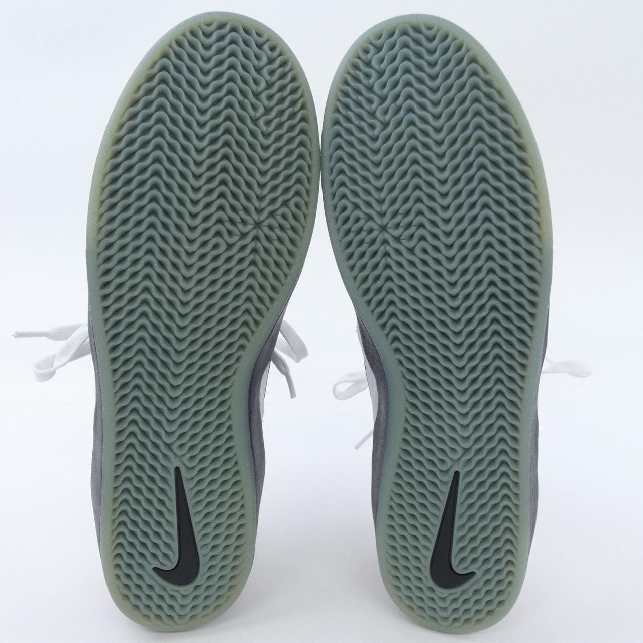 ナイキ NIKE DZ5648-100 スニーカー