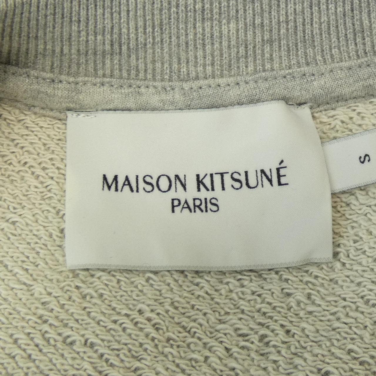 メゾンキツネ MAISON KITSUNE トップス