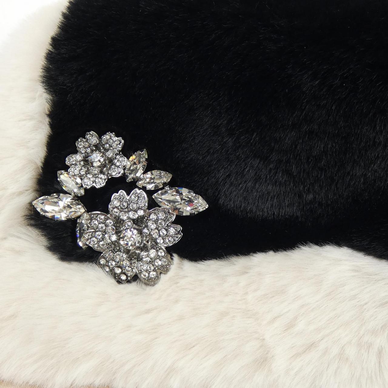 ロジェヴィヴィエ ROGER VIVIER カラー