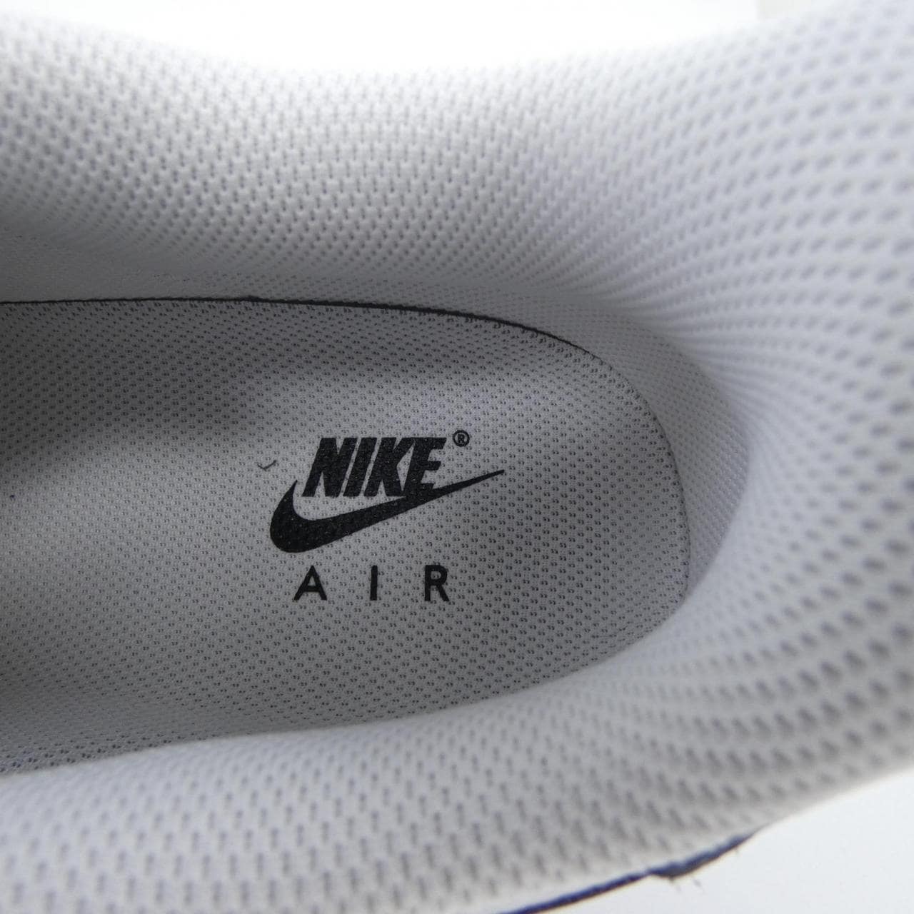 ナイキ NIKE CT2302-100 スニーカー