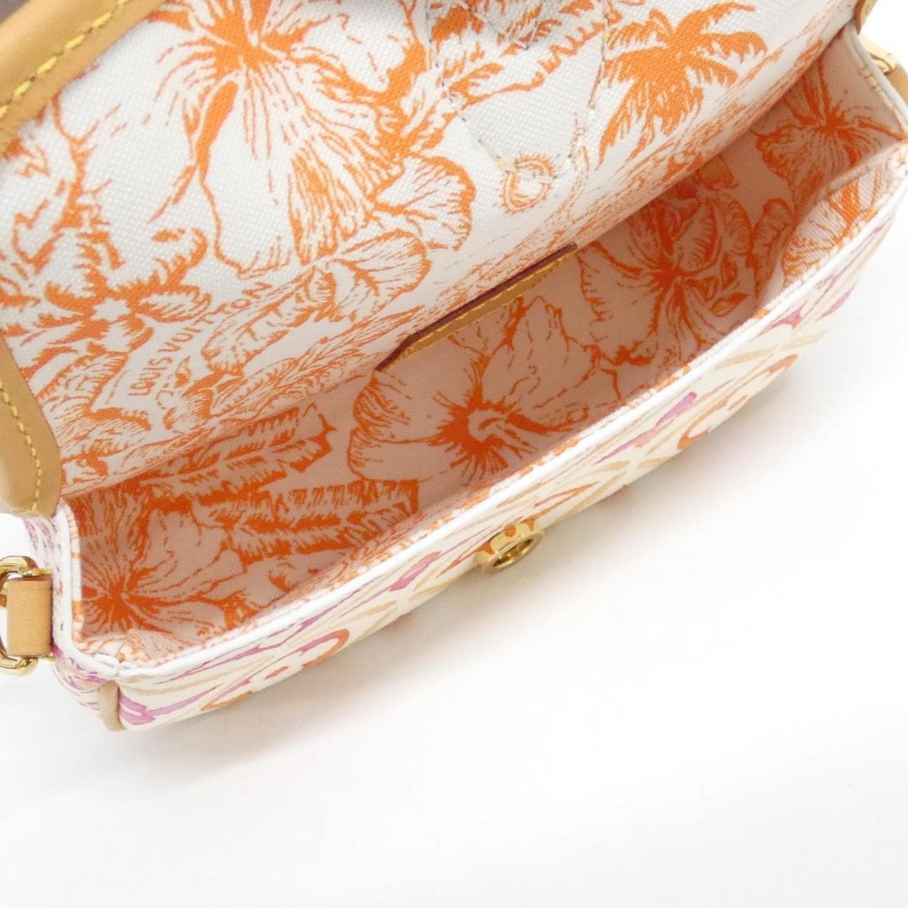 ルイヴィトン モノグラム タイル(LV バイ ザ プール) ナノ ディアヌ M83621 バッグ