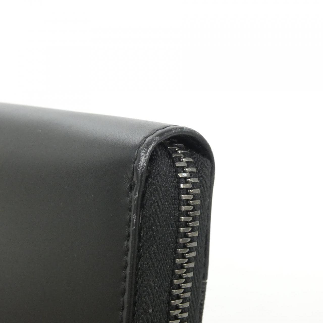 ブルガリ SERPENTI SCAGLIE MAN 282778 財布
