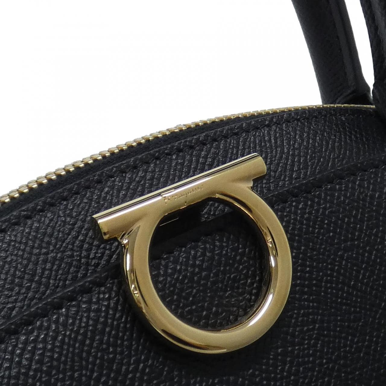 サルヴァトーレフェラガモ 21 3934 バッグ