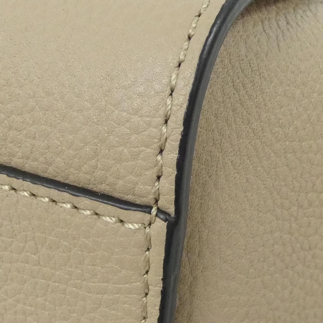 ロエベ ハンモック ドローストリング ミニ A538V07X15 ショルダーバッグ