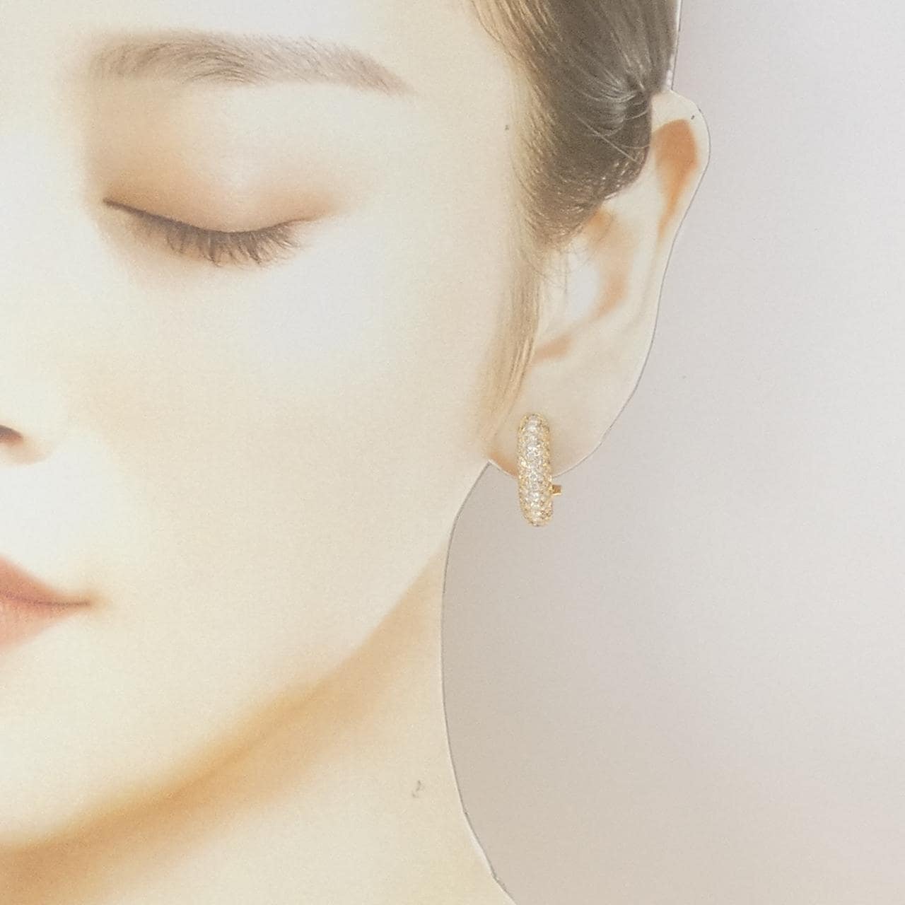 K18YG パヴェ ダイヤモンド イヤリング 1.50CT