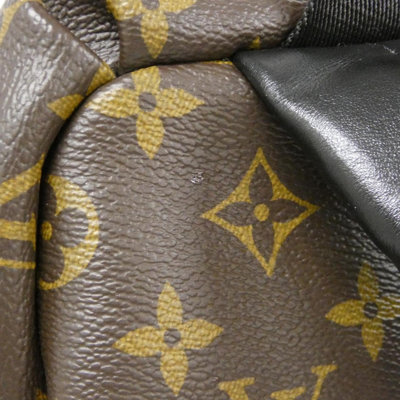 ルイヴィトン モノグラム(LVラバー) ディスカバリー バックパック PM M57965 リュックサック