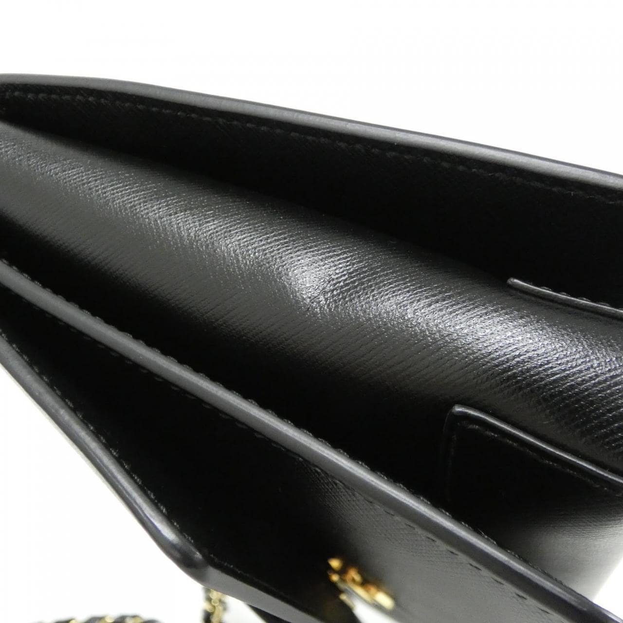 サルヴァトーレフェラガモ GINNY 21 E480 ショルダーバッグ