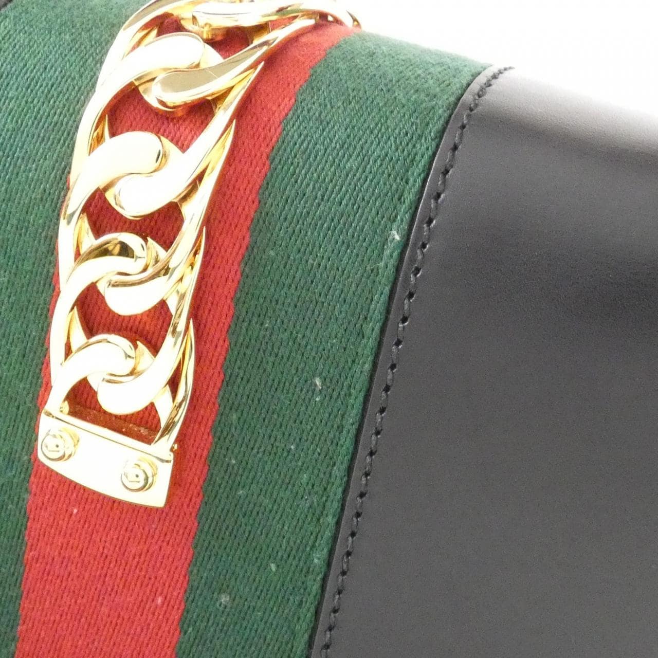 グッチ SYLVIE 421882 CVLEG ショルダーバッグ