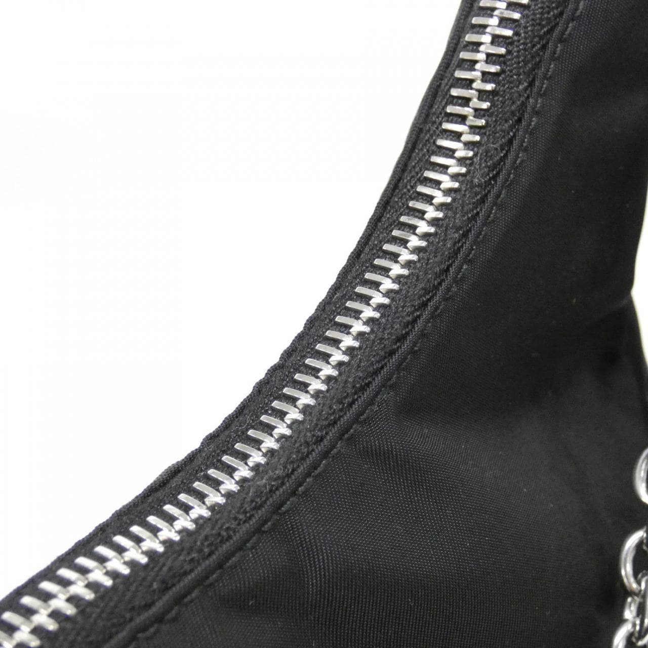 プラダ 1BH204 ショルダーバッグ