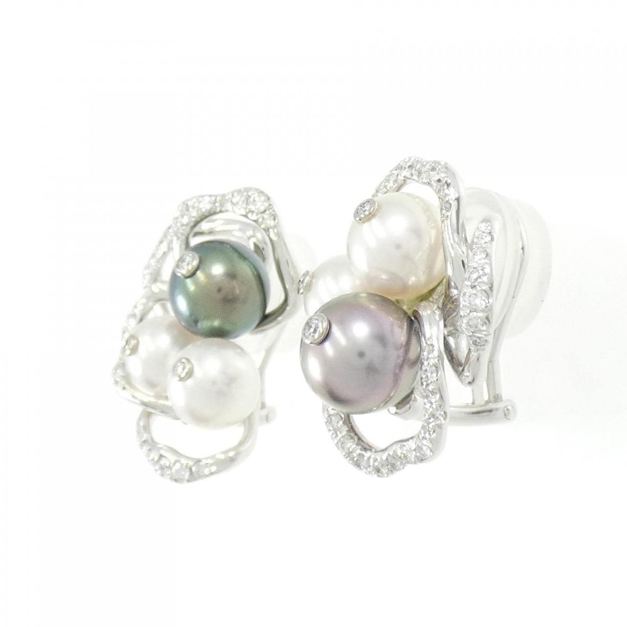 MIKIMOTO pearl earrings