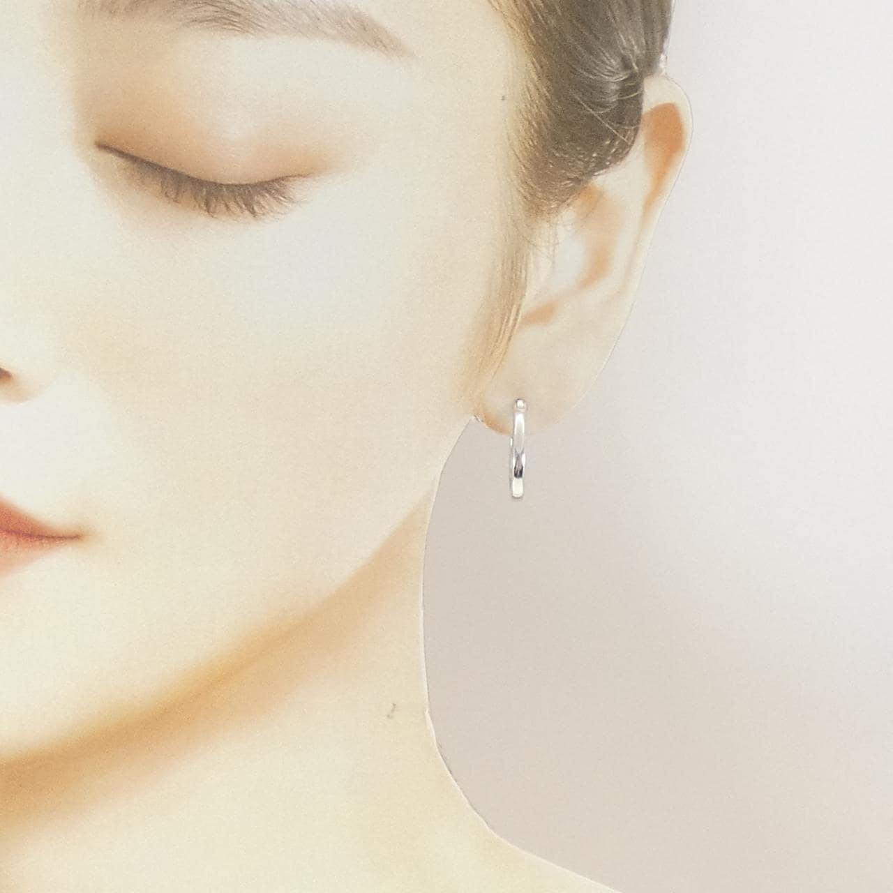 ポメラート 750WG ピアス 片耳