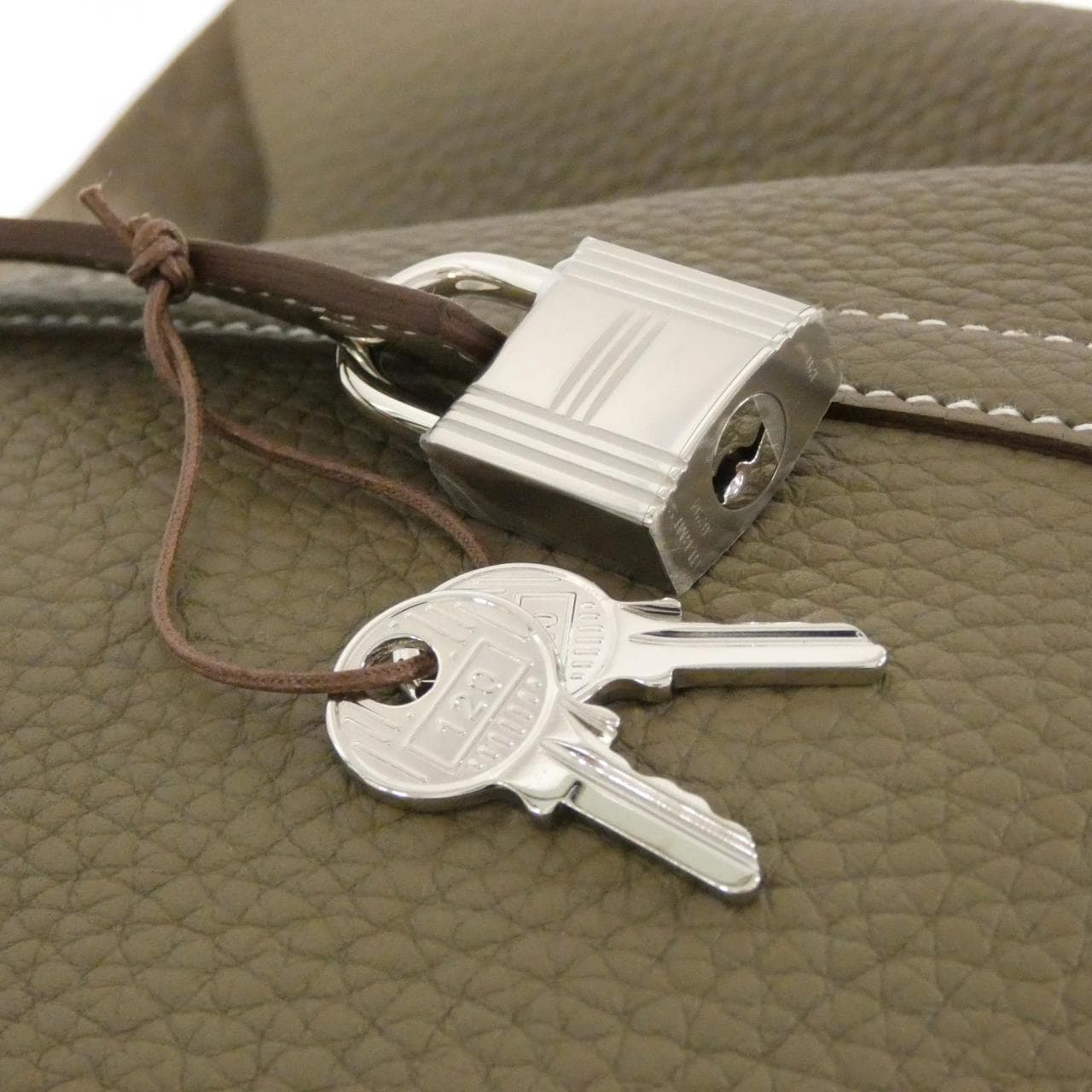 【未使用品】エルメス ピコタン ロック MM 060991CK バッグ