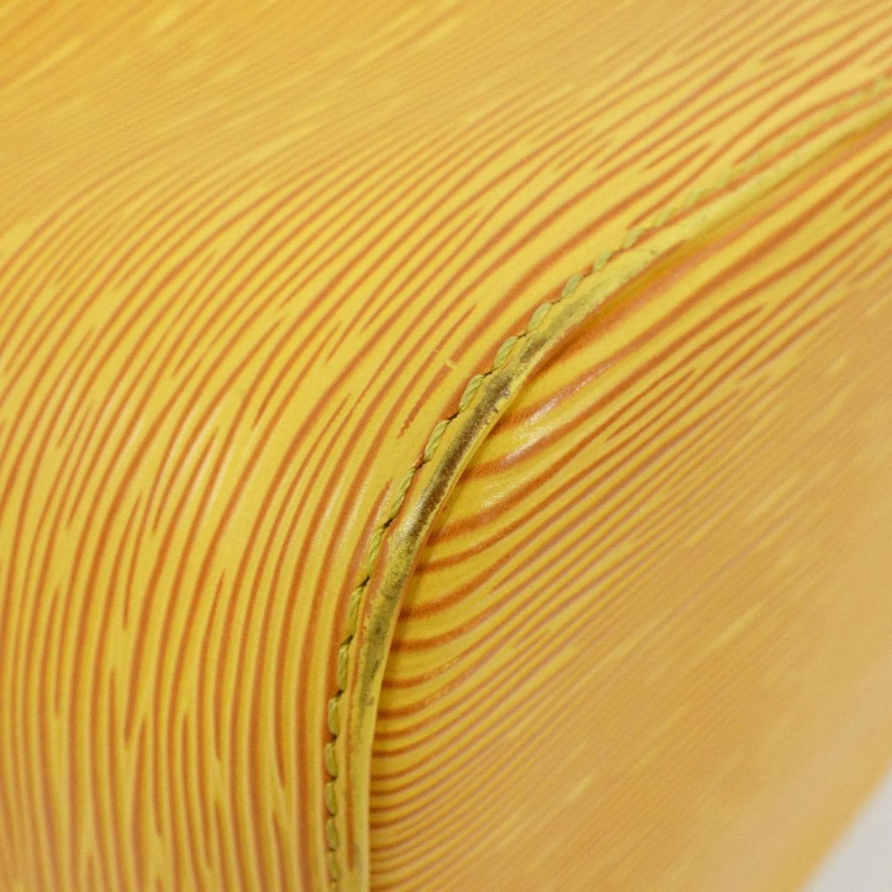 【ヴィンテージ】ルイヴィトン エピ プチ ノエ M44109 ショルダーバッグ