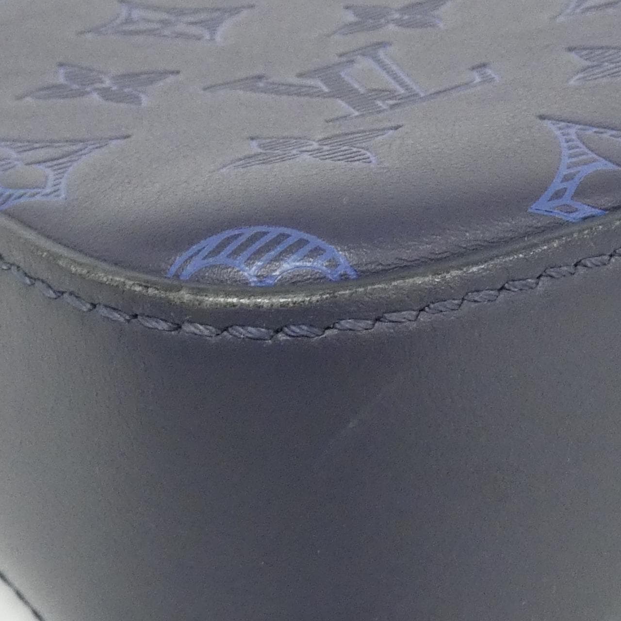 ルイヴィトン モノグラム シャドウ デュオ メッセンジャー M45730 ショルダーバッグ