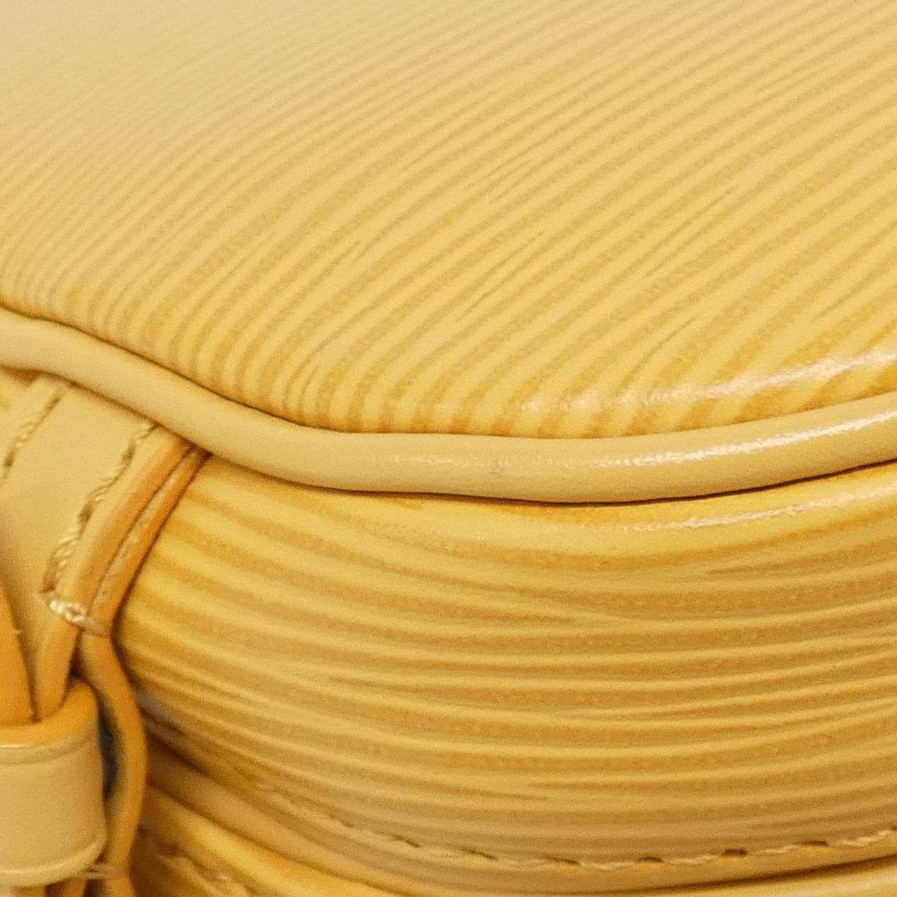 ルイヴィトン エピ ソミュールBB M23471 ショルダーバッグ