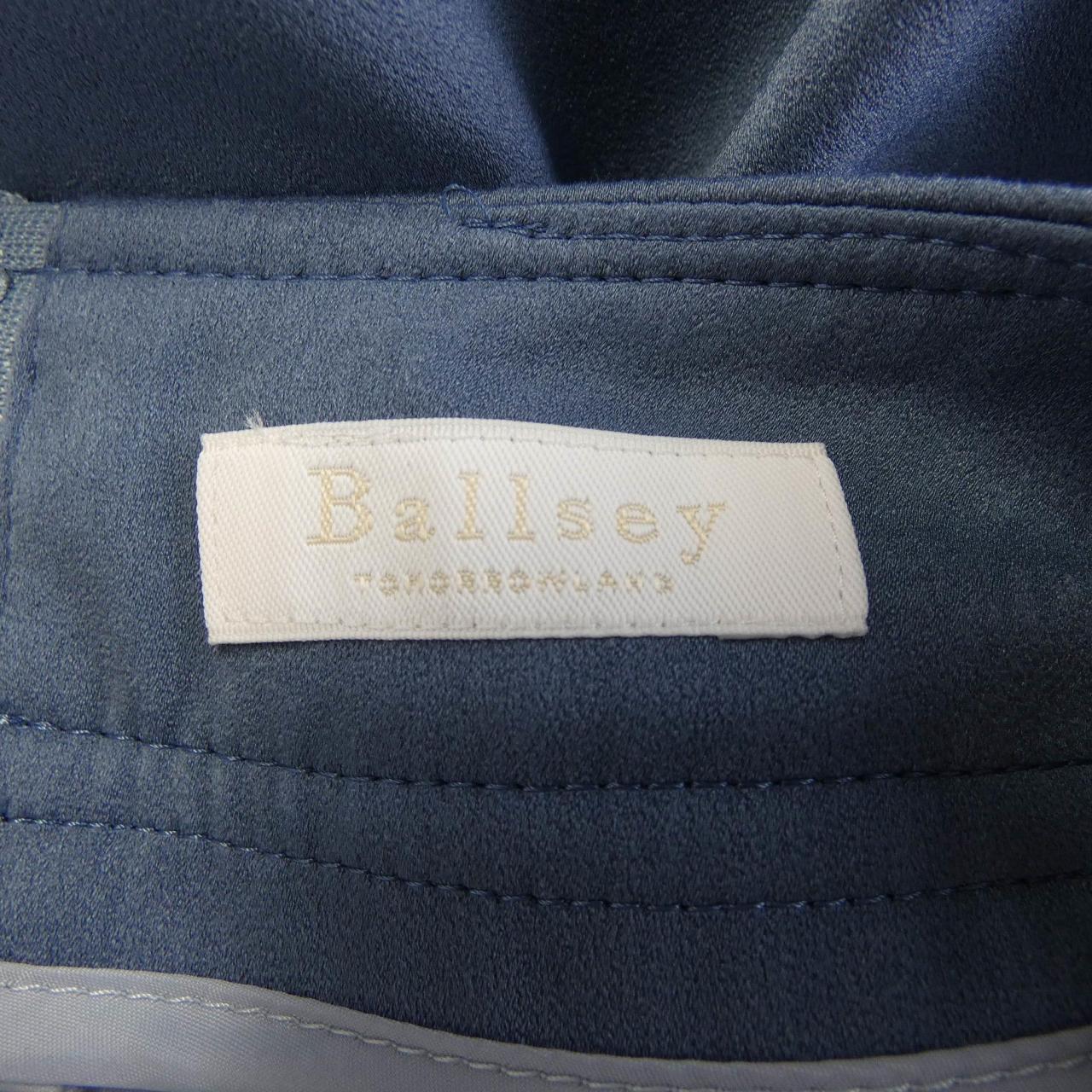 ボールジー BALLSEY スカート