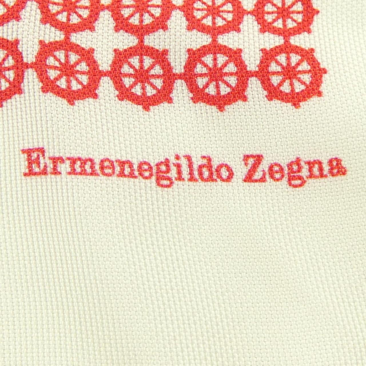 エルメネジルドゼニア Ermenegildo Zegna チーフ
